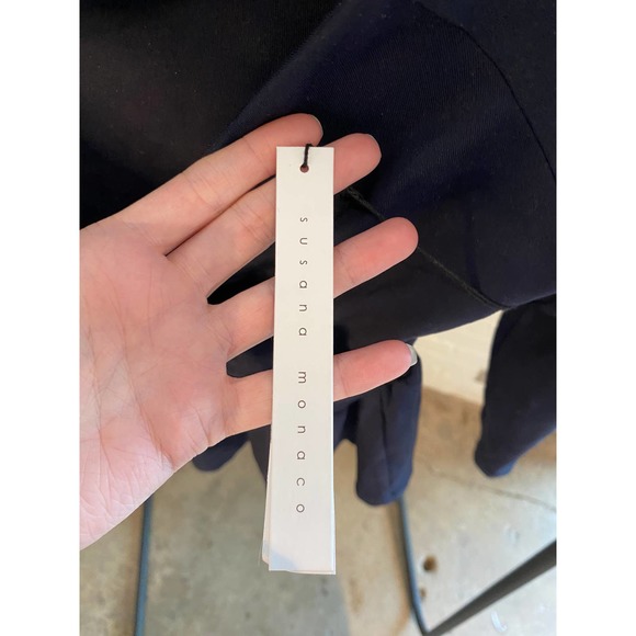 Susana Monaco Cross Front Off the Shoulder Peplum Blouse - Picture 4 of 6